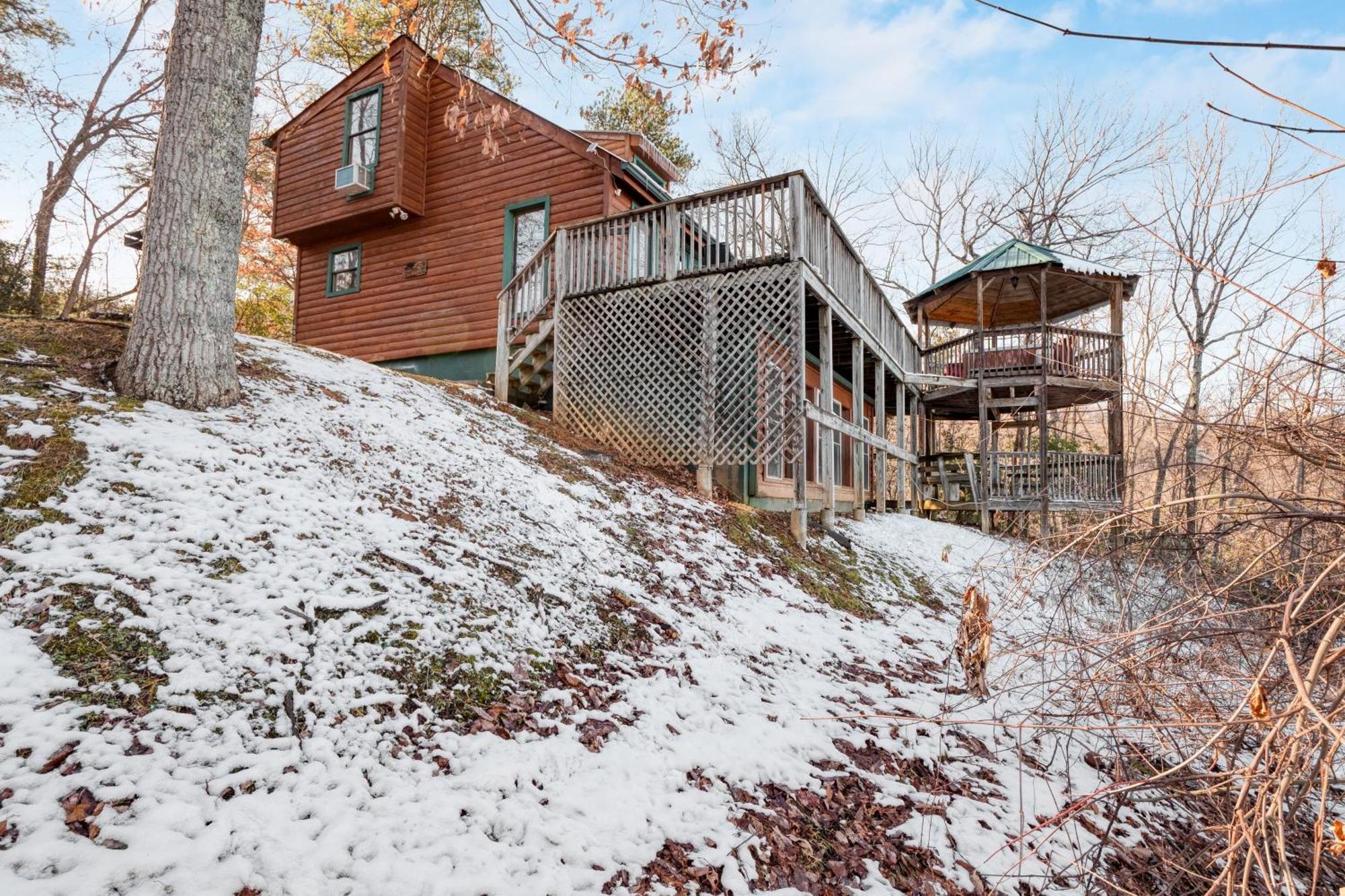 Fontana By Avantstay Gorgeous Mountain Cabin W Views Hot Tub Game Room Gatlinburg Buitenkant foto